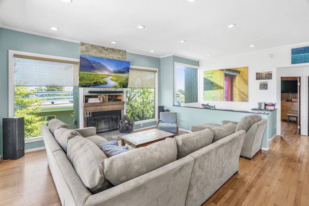 456 Fire Island Blvd