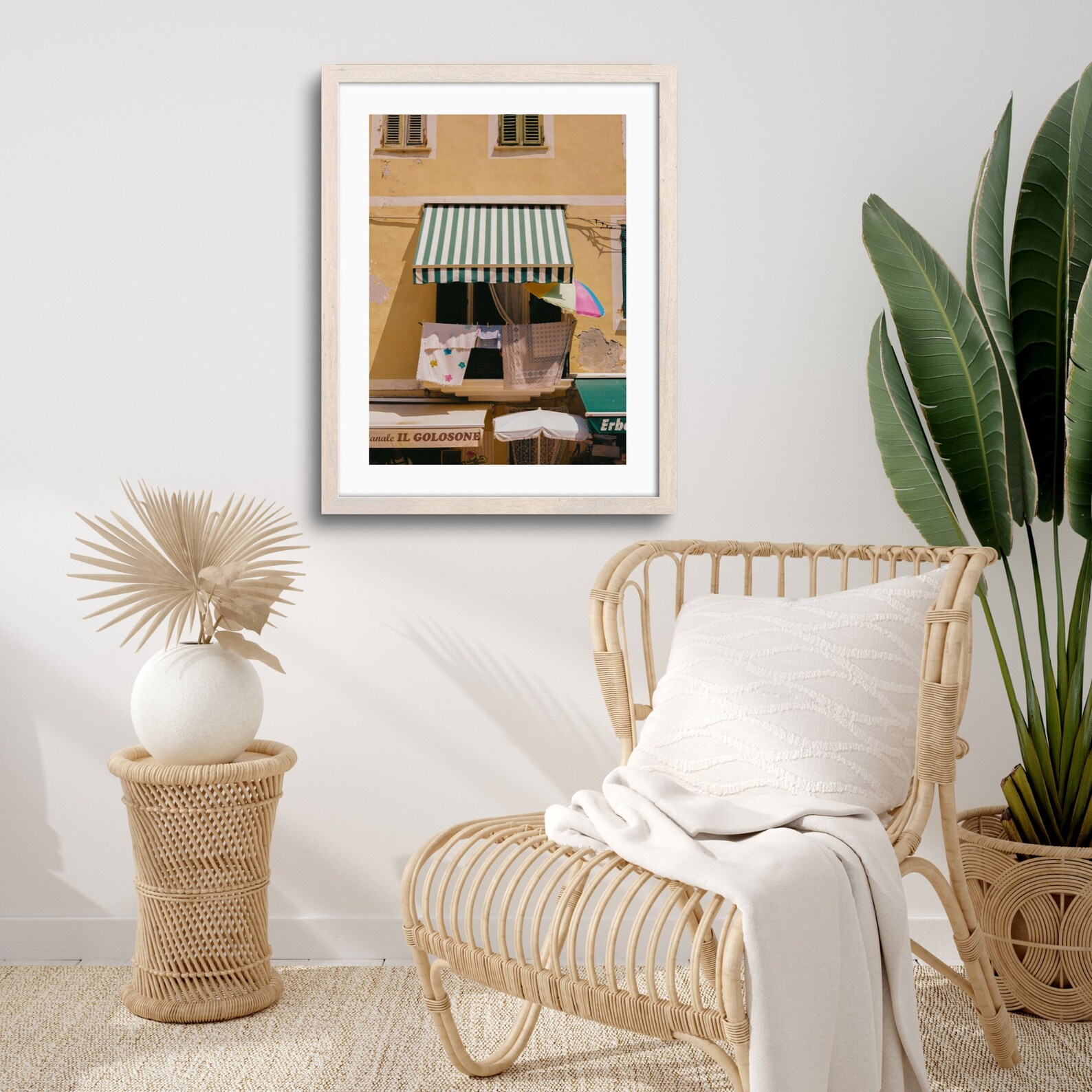 Clothes Hanging in Tuscany - Image 2